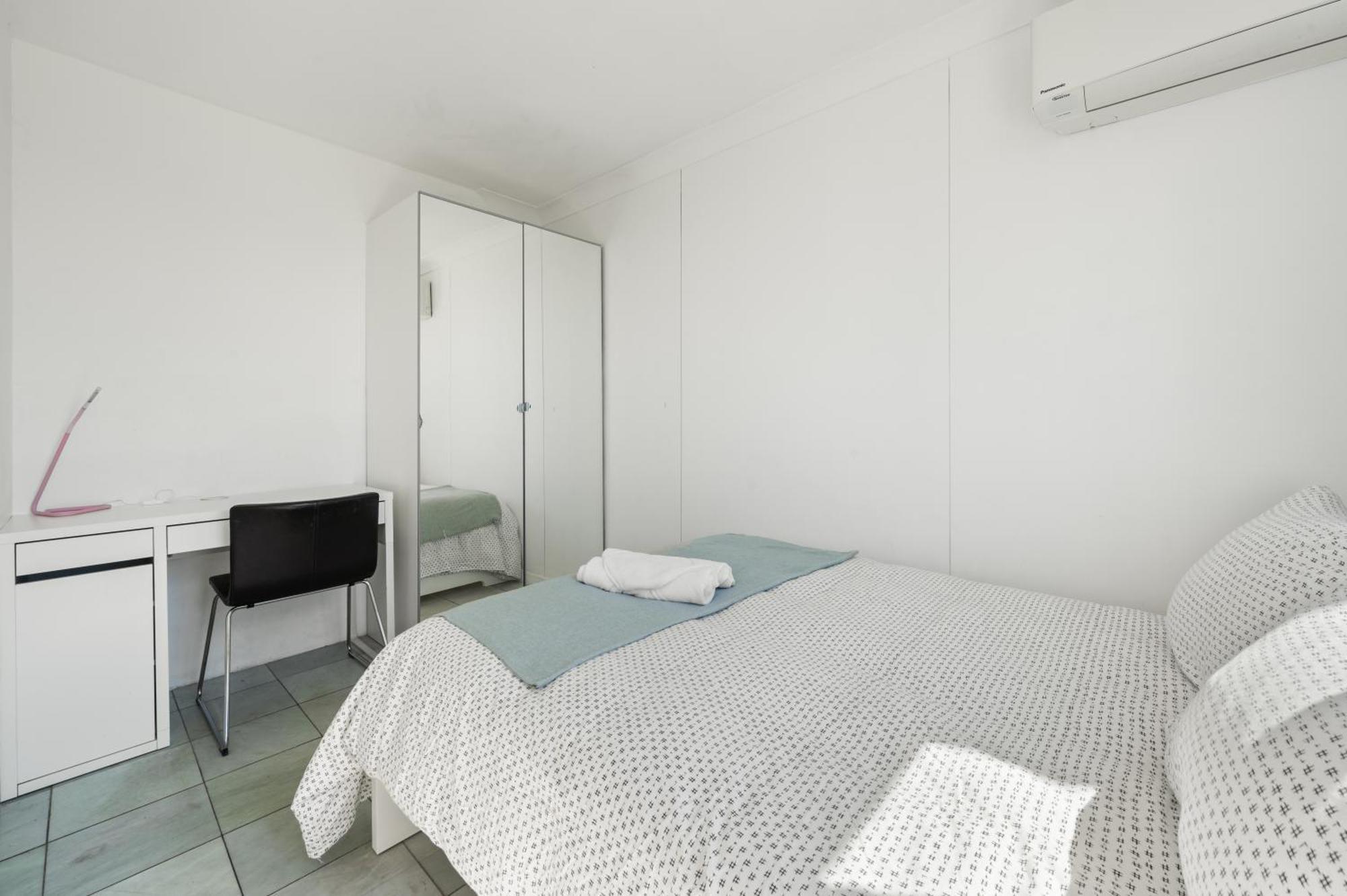 Dana-Private Room In A Shared Duplex Apartment -1 Canberra Exterior photo
